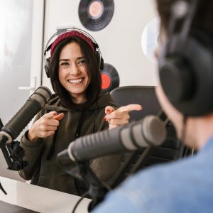Podcasts aproximam marcas de seu público de interesse